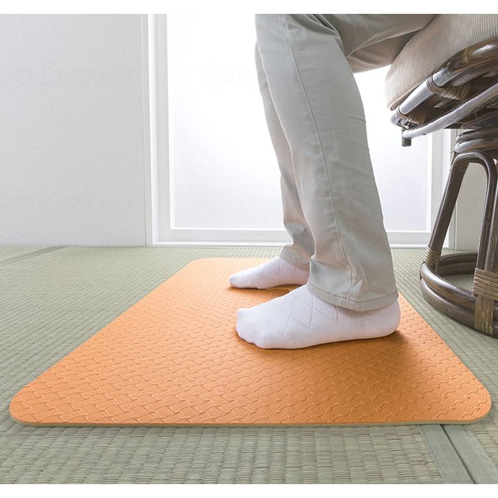 AF-35立ち上がりマット